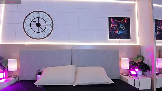 Camiila rosse online show from 11-10-25, 07:30