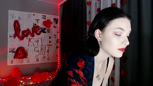 Snapshot of dolll_maiya chatting on 02-15-26, 07:46 dolll maiya online show from 02-15-26, 07:46