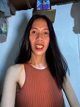 Snapshot of bellaUtops chatting on 05-31-26, 01:06 bellaUtops online show from 05-31-26, 01:06
