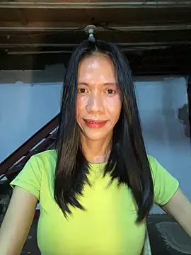 Snapshot of bellaUtops chatting on 05-29-26, 06:36 bellaUtops online show from 05-29-26, 06:36