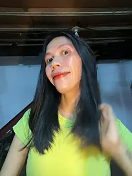 Snapshot of bellaUtops chatting on 05-22-26, 01:09 bellaUtops online show from 05-22-26, 01:09