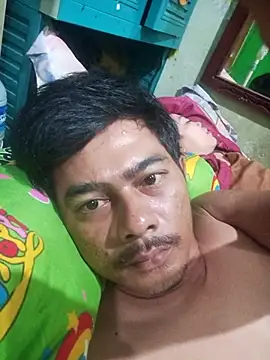 sandy300420 online show from 10-31-25, 07:32