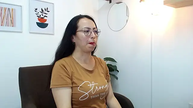 Lauryn Jones online show from 03-24-26, 07:47