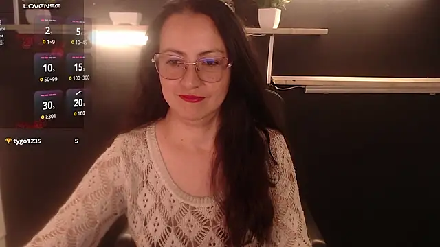 Lauryn Jones online show from 03-13-26, 04:12