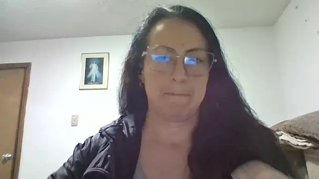Snapshot of Lauryn_Jones chatting on 04-28-26, 03:22 Lauryn Jones online show from 04-28-26, 03:22