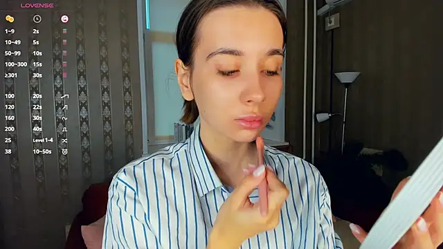 JacalynSchreiber online show from 11-21-25, 06:56