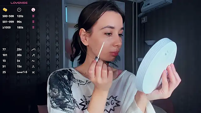 JacalynSchreiber online show from 12-18-25, 07:57