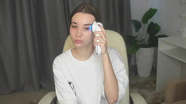 JacalynSchreiber online show from 11-04-25, 11:36