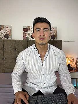 Chris Clarck online show from 01-10-26, 08:04