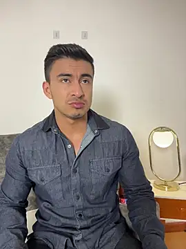 Chris Clarck online show from 11-16-25, 08:02