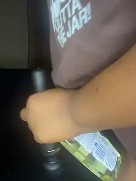 MiyaXo2 online show from 04-17-26, 02:36