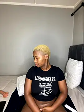 MiyaXo2 online show from 11-15-25, 03:27