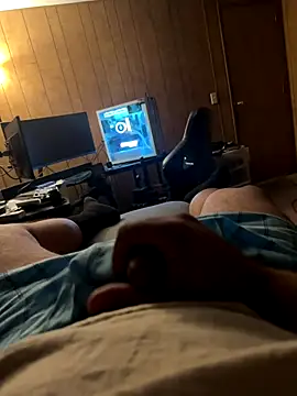 Snapshot of jayrr31 chatting on 11-02-25, 03:33 jayrr31 online show from 11-02-25, 03:33