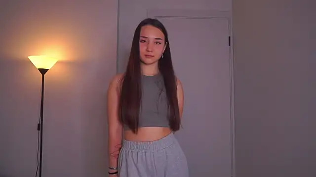 Snapshot of StephaniMulac chatting on 11-01-25, 04:19 StephaniMulac online show from 11-01-25, 04:19