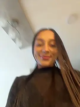 Brunettecollins05 online show from 04-13-26, 06:45