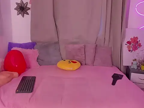 alanaa gomezz online show from 02-17-26, 07:55