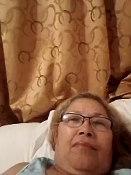 Cessi50 online show from 11-29-25, 02:44