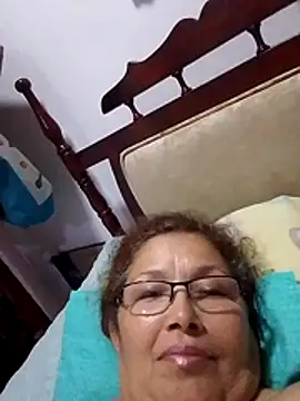 Cessi50 online show from 04-10-26, 03:02