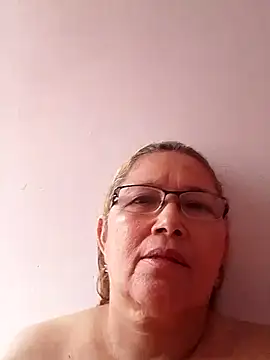 Snapshot of Cessi50 chatting on 11-14-25, 03:15 Cessi50 online show from 11-14-25, 03:15