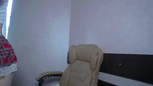 GracieCute online show from 06-18-26, 03:16