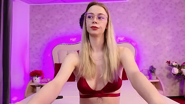 GracieCute online show from 07-01-26, 03:51