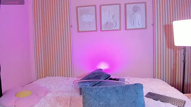 AshleyCooper2 online show from 02-26-26, 07:58