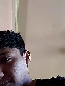 Snapshot of Elpichulotote20 chatting on 03-31-26, 04:09 Elpichulotote20 online show from 03-31-26, 04:09