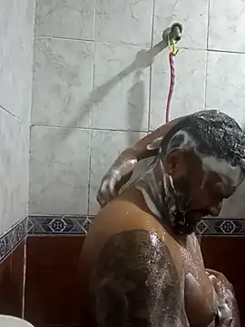 Snapshot of William1_234 chatting on 11-01-25, 06:46 William1 234 online show from 11-01-25, 06:46