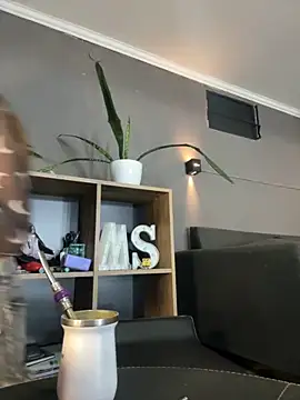 mickystrumia23 online show from 11-02-25, 04:34