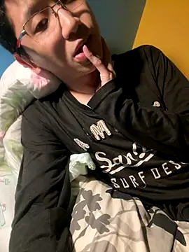 Snapshot of NerdyAsian1701 chatting on 11-01-25, 05:25 NerdyAsian1701 online show from 11-01-25, 05:25