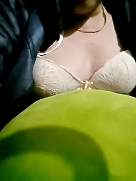 small-house123 online show from 11-14-25, 09:18