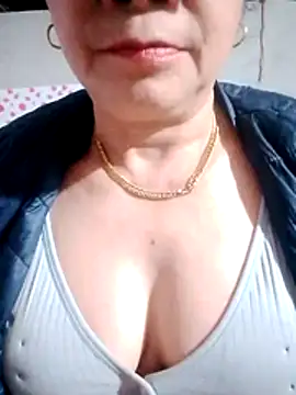 small-house123 online show from 01-11-26, 12:23