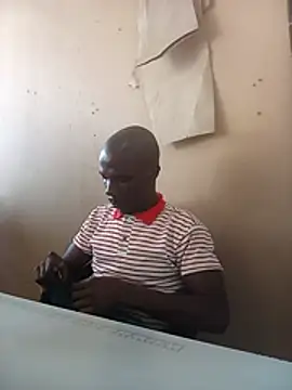 Snapshot of Ndodemnyama@xh chatting on 05-28-26, 11:38 Ndodemnyamaxh online show from 05-28-26, 11:38