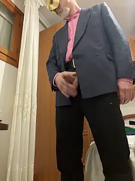 Snapshot of men1967 chatting on 02-16-26, 11:24 men1967 online show from 02-16-26, 11:24