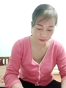 Snapshot of Kiuwi-omao chatting on 11-05-25, 04:26 Kiuwi-omao online show from 11-05-25, 04:26