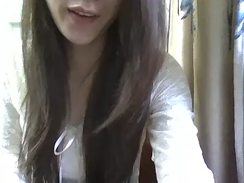 Snapshot of Daisy_pink chatting on 11-03-25, 05:23 Daisy pink online show from 11-03-25, 05:23