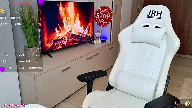 Myla-b online show from 12-14-25, 10:59