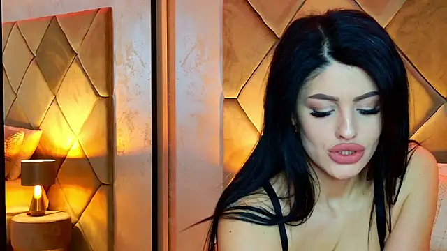 Snapshot of Myla-b chatting on 02-09-26, 08:07 Myla-b online show from 02-09-26, 08:07