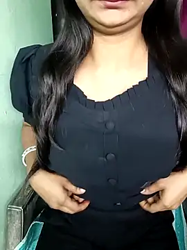 Snapshot of Hey_shiviii chatting on 02-28-26, 02:00 Hey shiviii online show from 02-28-26, 02:00