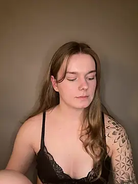 LisaFreierxx online show from 04-13-26, 08:13