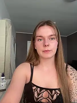 LisaFreierxx online show from 04-05-26, 03:08