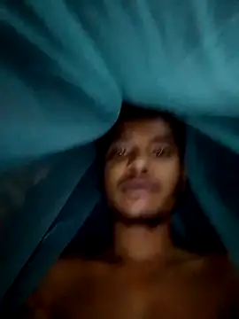 GlossyBuddy13 online show from 03-06-26, 12:49