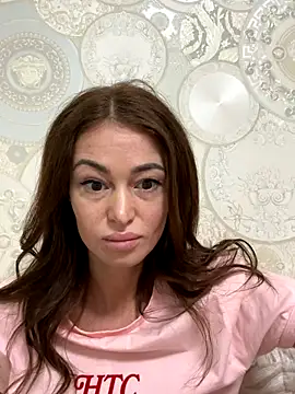 Snapshot of Sindy_Energy chatting on 11-02-25, 12:54 Sindy Energy online show from 11-02-25, 12:54