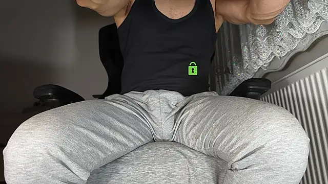 gizemllixxx online show from 03-25-26, 06:51