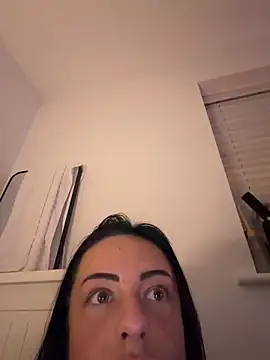 Bethrae25 online show from 02-25-26, 11:48