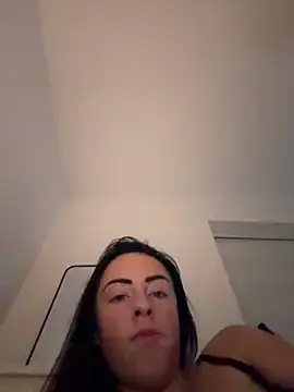 Bethrae25 online show from 05-18-26, 10:14