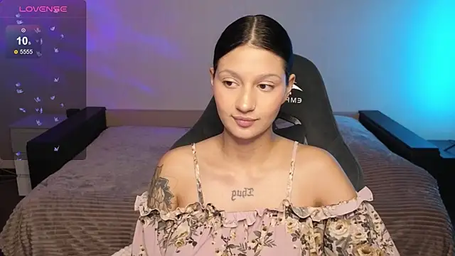 Nikol Goldysss online show from 11-06-25, 02:37