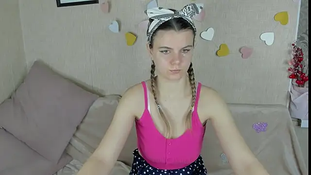 Zorianaa online show from 02-17-26, 09:34