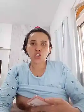 Snapshot of BIADELICIA1 chatting on 06-15-26, 07:46 BIADELICIA1 online show from 06-15-26, 07:46
