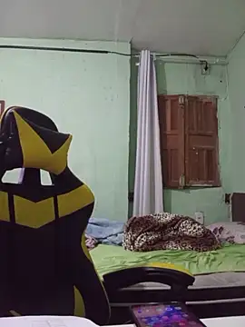 BIADELICIA1 online show from 04-15-26, 09:04